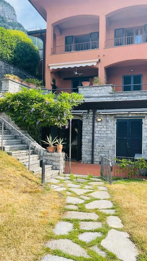 Lake View, Swimming Pool, Tennis Court And Private Parking Mezzegra 別荘